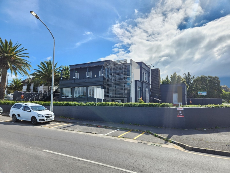 To Let commercial Property for Rent in Somerset West Western Cape
